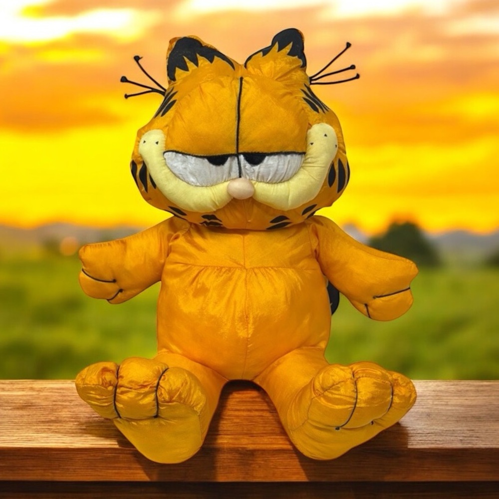 Vintage 1980s Garfield Jumbo Nylon Parachute Stuffed Puffalump 22" Plush Cat